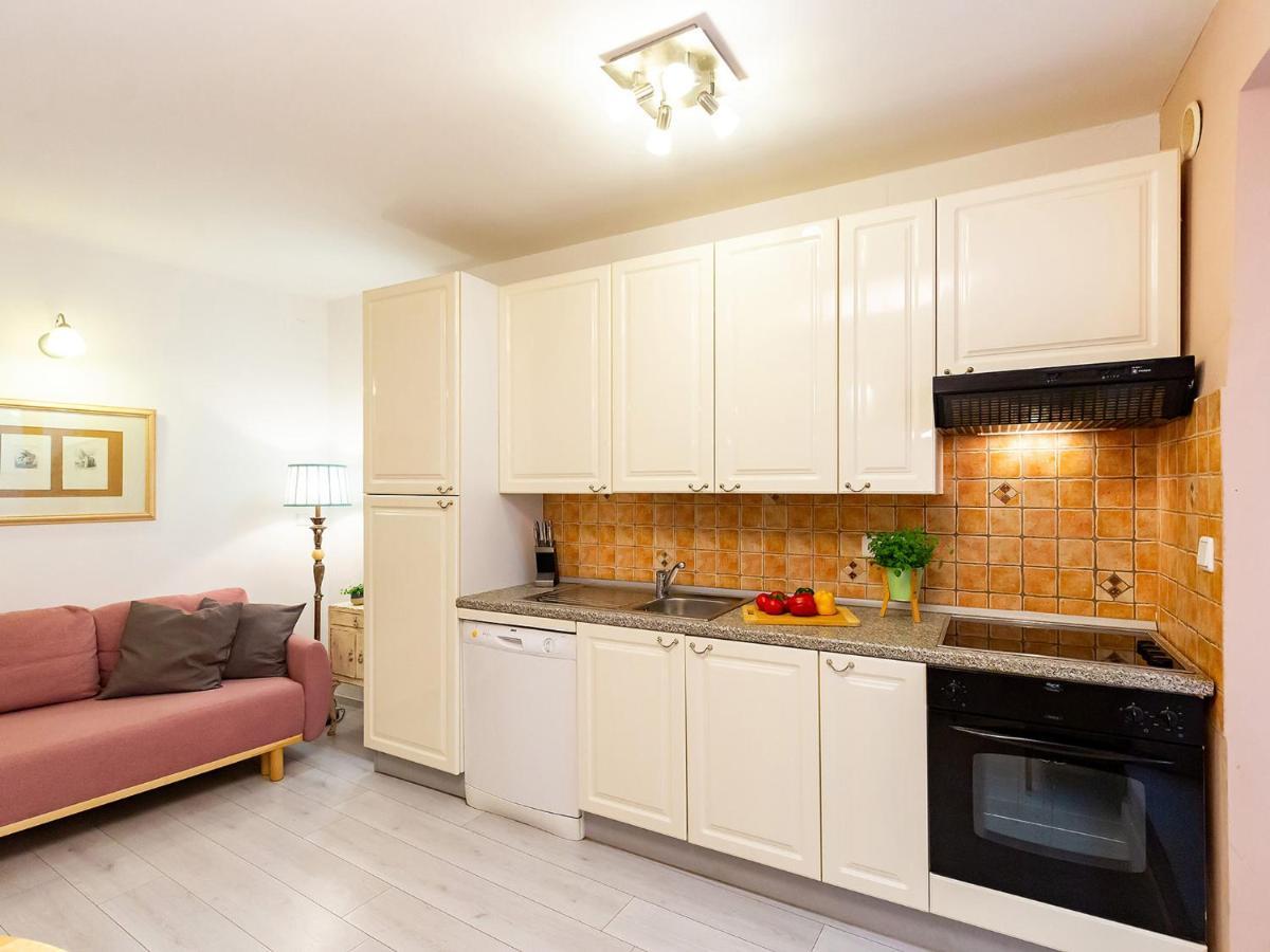 Apartment Anika Old Town 波雷奇 外观 照片
